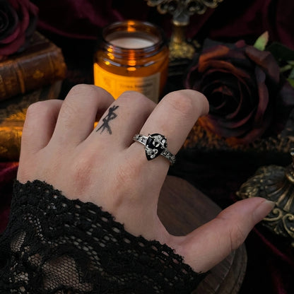 🌒Enigmatic Black Onyx Vine Filigree Ring