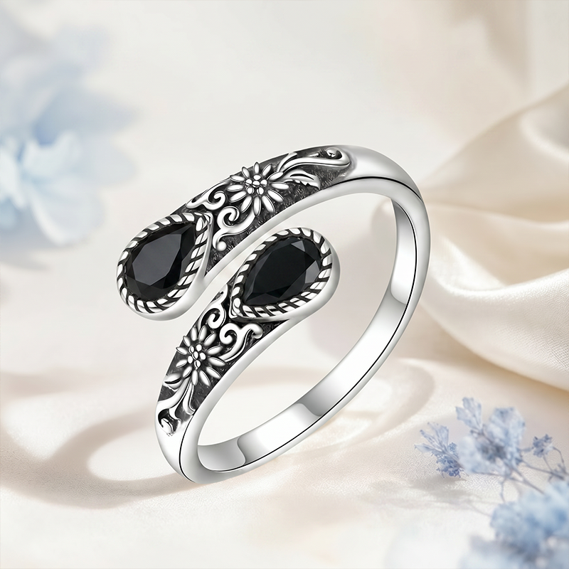 🔥Last Day 50% OFF🌙Moonstone Bloom Ring | Vintage Style • Adjustable Fit • Timeless Elegance