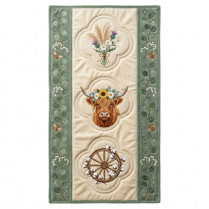 💖The Crowned Highland Cow Special Offer- Elegant Floral Premium Table Runner - Everyday Dining & Decor